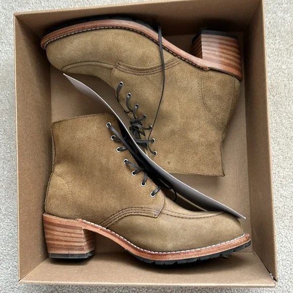 Like new Red Wing Heritage Clara Boot in Olive Mojave, Size 11 - Picture 2 of 10
